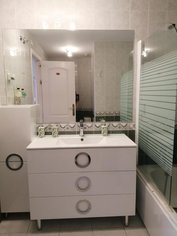 Holidays2Benalmadena Torrequebrada Sea View Front Beach With Pool Parking & Terraces Benalmádena Exterior foto